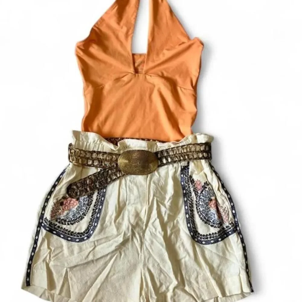 Anthropologie Women's Orange and Cream Shorts - Picture 2 of 8